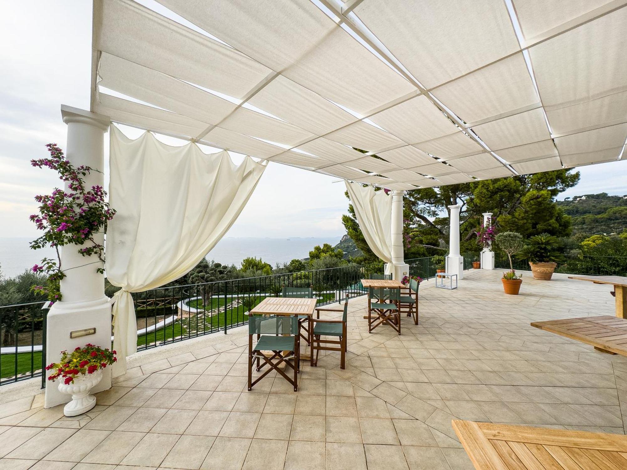 Amira Resort Анакапри Екстериор снимка